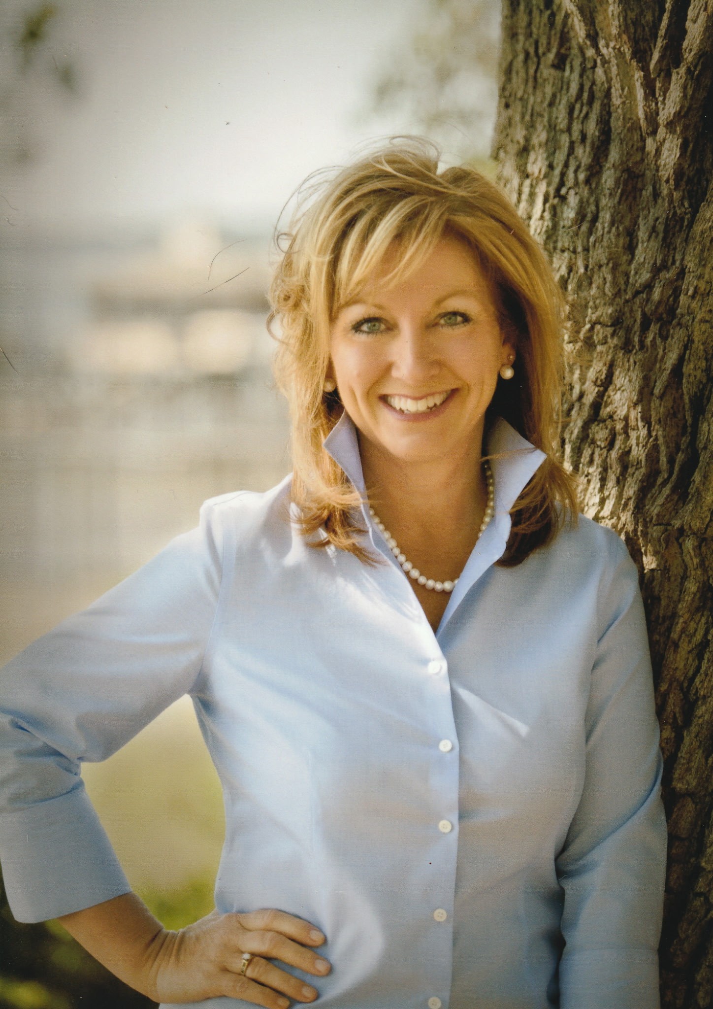 Lyn Little McCuen (Honey)